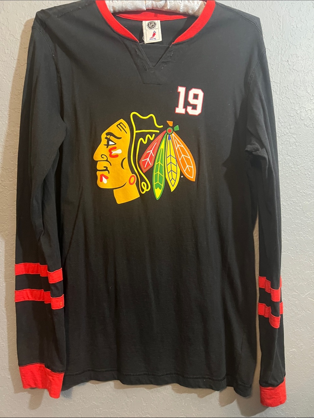 NHL Blackhawks Toews Long Sleeve Tee with Red Trim and Multicolor Logo
